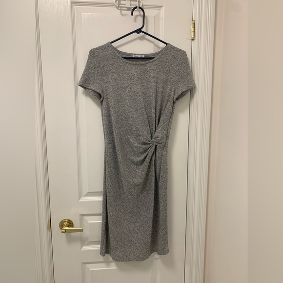 Dex grey short sleeve bodycon dress. Lightly worn. Size small - Picture 1 of 3